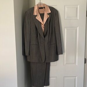 Dana Buchman Gray Pinstripe Blazer and Skirt with Peach Lining